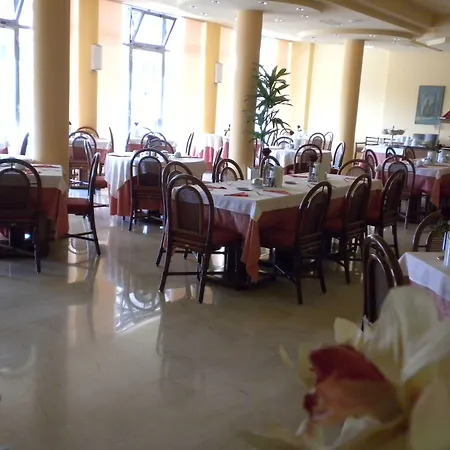 Eco Hotel Benacus-3